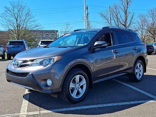 2014 Toyota RAV4 XLE