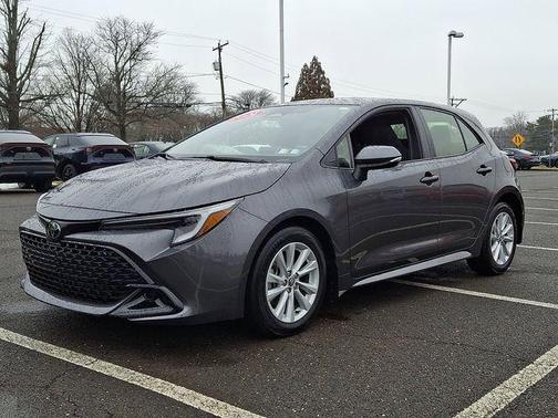 2024 Toyota Corolla Hatchback SE