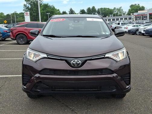 Black Currant Metallic 2018 Toyota RAV4 LE