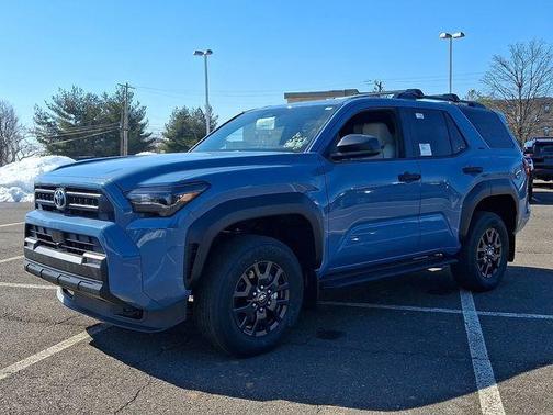 2026 Toyota 4Runner SR5 4WD