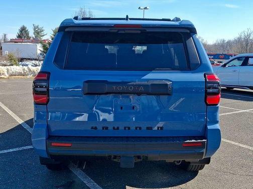 2026 Toyota 4Runner SR5 4WD