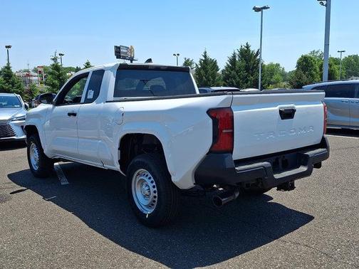 Ice 2026 Toyota Tacoma SR