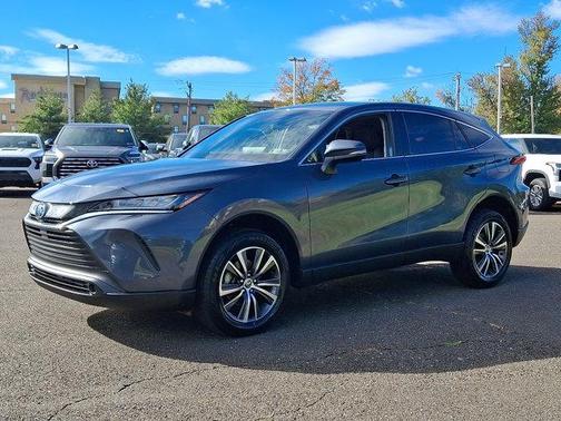 2022 Toyota Venza LE