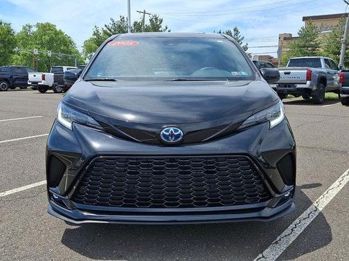 Midnight Black Metallic 2025 Toyota Sienna XSE 7 Passenger
