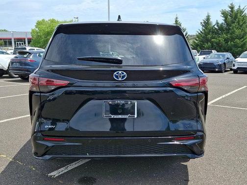 Midnight Black Metallic 2025 Toyota Sienna XSE 7 Passenger