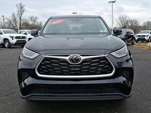 2023 Toyota Highlander L