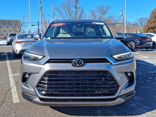 2025 Toyota Grand Highlander LIMITED