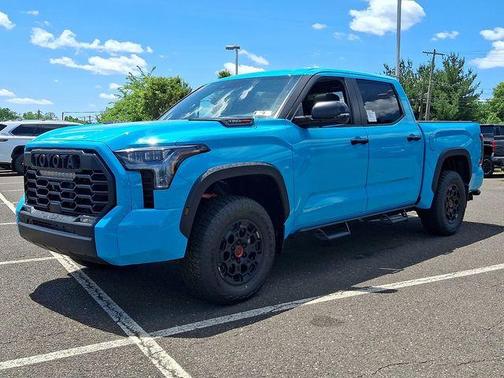 Wave 2026 Toyota Tundra Hybrid TRD Pro