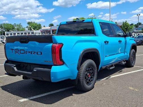 Wave 2026 Toyota Tundra Hybrid TRD Pro