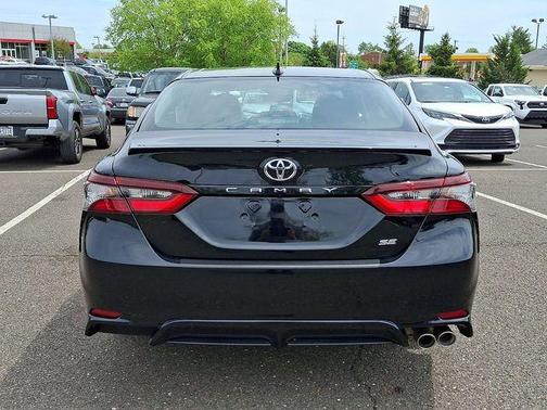Midnight Black Metallic 2024 Toyota Camry SE