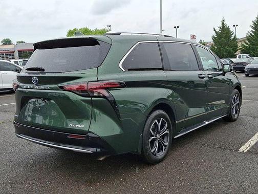 Cypress 2025 Toyota Sienna Platinum 7 Passenger