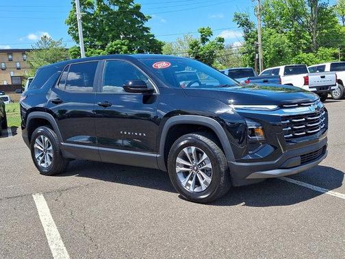 Mosaic Black Metallic 2026 Chevrolet Equinox LT