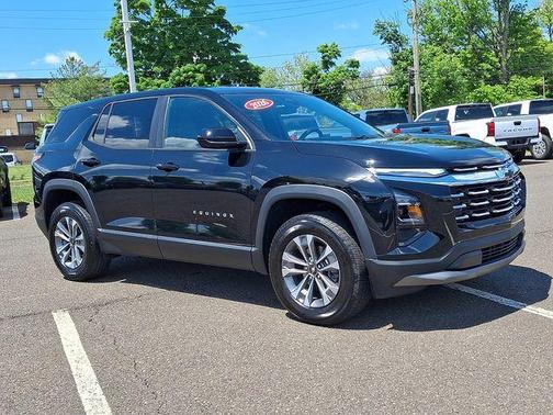 Mosaic Black Metallic 2026 Chevrolet Equinox LT