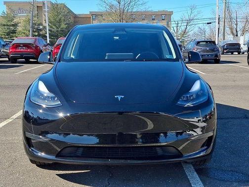 2025 Tesla Model Y Long Range