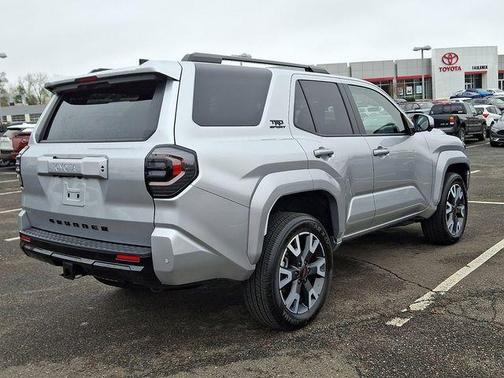 CUTTING EDGE 1L0 2025 Toyota 4Runner TRD Sport Premium