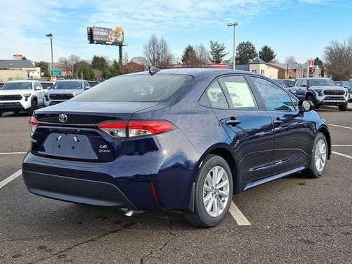 2026 Toyota Corolla Hybrid LE