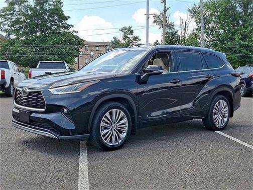 2024 Toyota Highlander Platinum