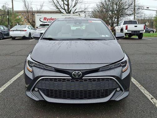 Magnetic Gray Metallic 2021 Toyota Corolla Hatchback XSE