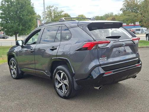 2021 Toyota RAV4 Prime SE