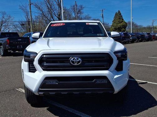 Ice 2025 Toyota Tacoma SR5