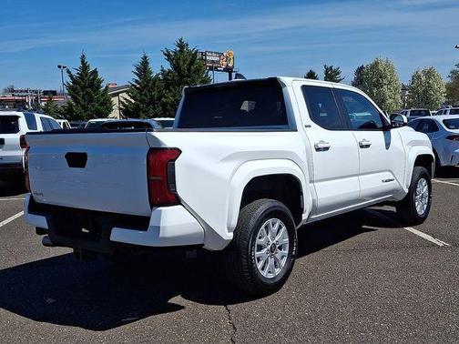 Ice 2025 Toyota Tacoma SR5