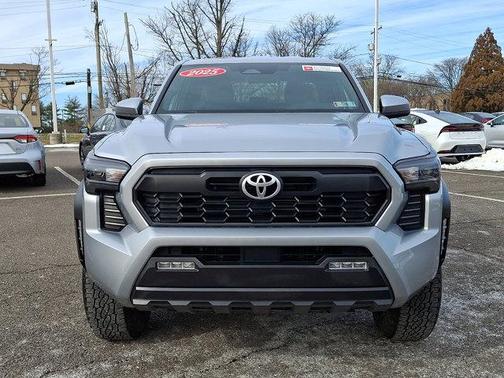 2025 Toyota Tacoma TRD Off Road