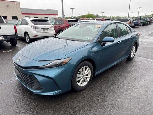 Ocean 2025 Toyota Camry LE