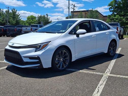 Ice 2026 Toyota Corolla SE