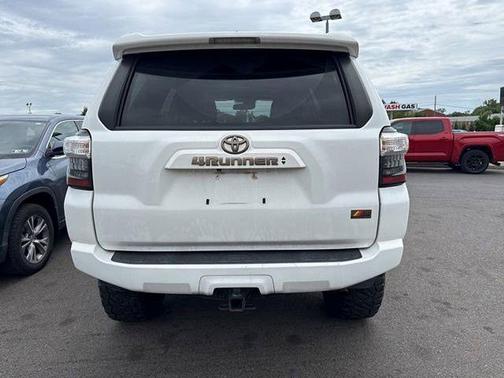 Ice 2023 Toyota 4Runner 40th Anniversary Special Edition