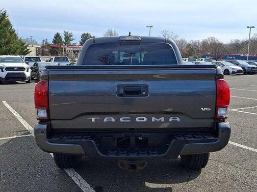 2018 Toyota Tacoma TRD Sport