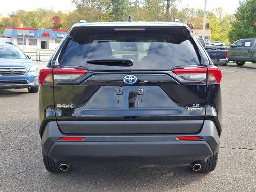 2023 Toyota RAV4 Hybrid LE