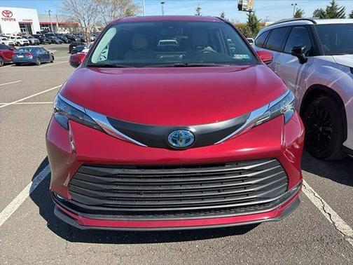 Red 2025 Toyota Sienna XLE
