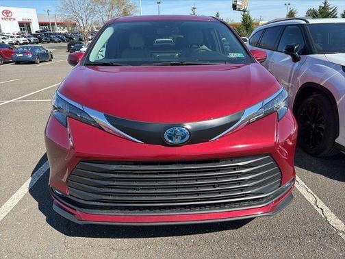 Red 2025 Toyota Sienna XLE