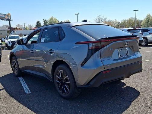 Metal 2026 Toyota bZ XLE Plus FWD
