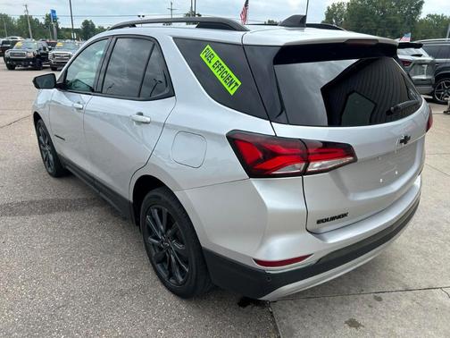 Silver 2022 Chevrolet Equinox RS