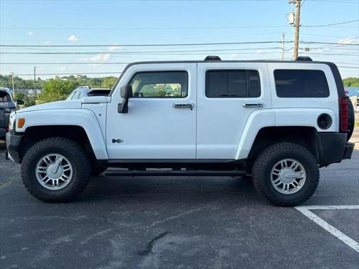 2008 Hummer H3 Base