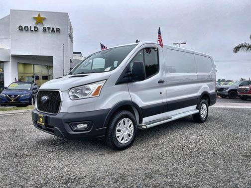 2022 Ford Transit-250 Base