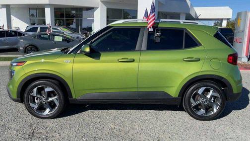 2023 Hyundai VENUE SEL