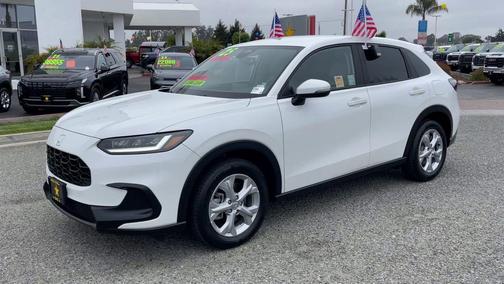 Platinum White Pearl 2025 Honda HR-V LX