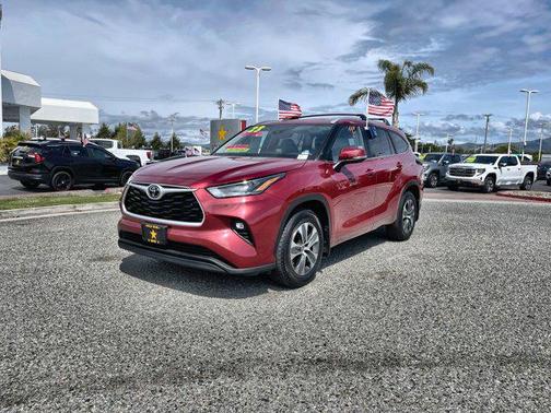 2023 Toyota Highlander XLE