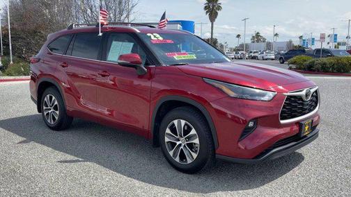 2023 Toyota Highlander XLE