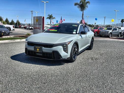 2025 Kia K4 GT-Line
