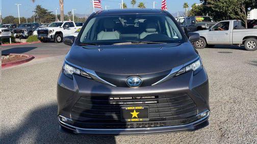 2023 Toyota Sienna XLE 7 Passenger