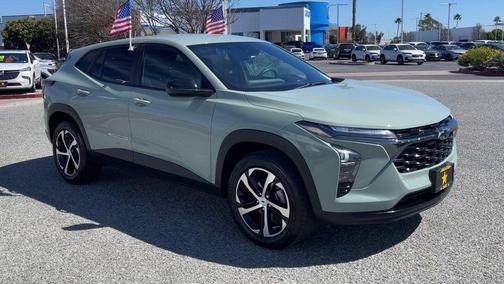 Cacti Green 2024 Chevrolet Trax FWD 1RS