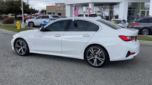 2022 BMW 330 330i