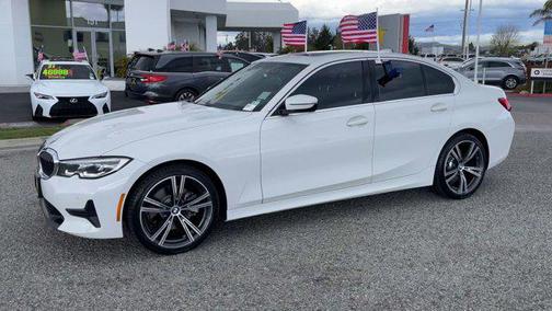 2022 BMW 330 330i