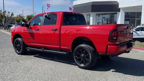 Flame Red Clearcoat 2026 RAM 2500 Big Horn Crew Cab 4x4 6'4' Box