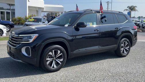 2024 Volkswagen Atlas 2.0T SE