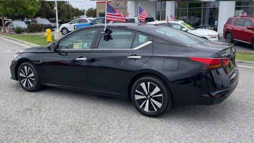 2022 Nissan Altima 2.5 SV