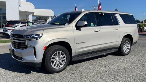 2023 Chevrolet Suburban LT